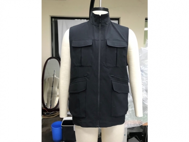 MCV1807-13F Vest Series (Man) front