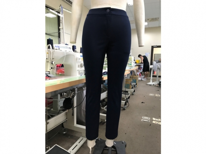 S20-0015F Elater Pants Series (Woman) front